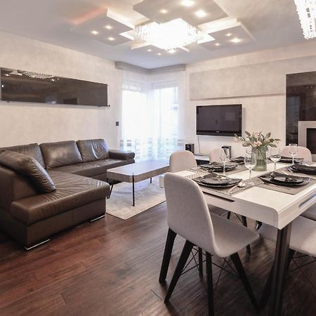 Apartamenty Bryza - Chelmonskiego - Parking - Centrum Swinoujscie Luaran gambar