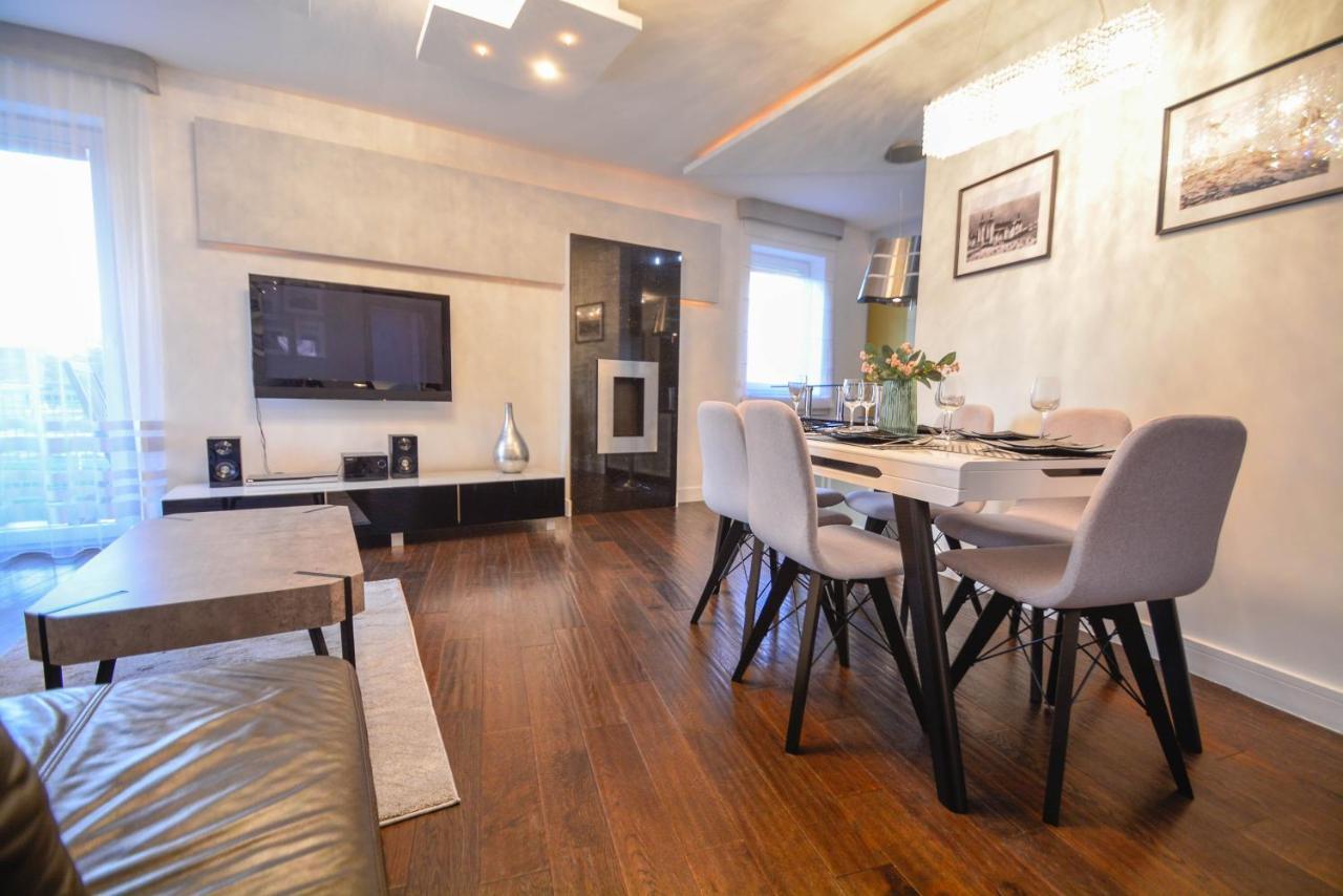 Apartamenty Bryza - Chelmonskiego - Parking - Centrum Swinoujscie Luaran gambar