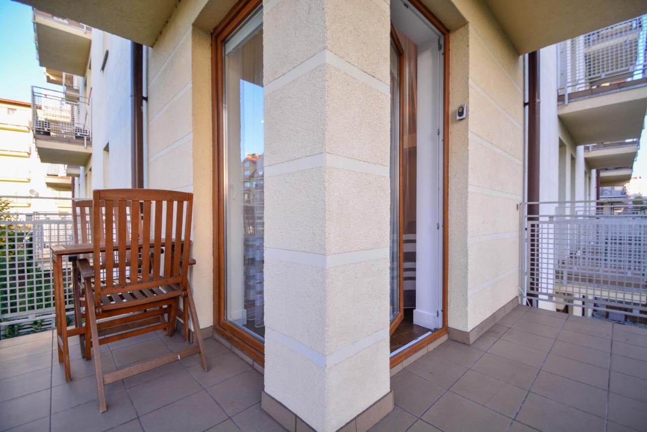 Apartamenty Bryza - Chelmonskiego - Parking - Centrum Swinoujscie Luaran gambar
